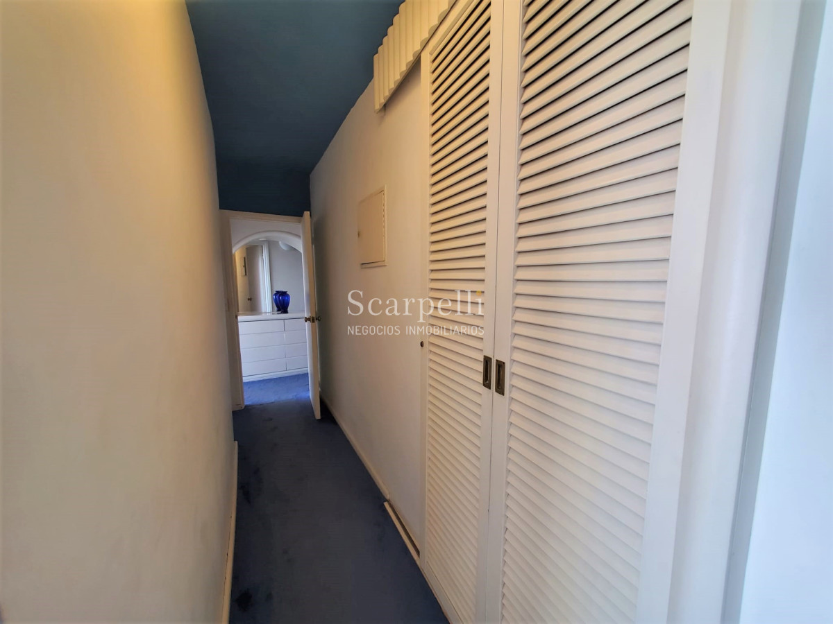 Apartamento ID.43442 - PUNTA DEL ESTE: Piso Alto en Península: Gorlero Próximo Puerto de Punta del Este & Playa Ingleses.-