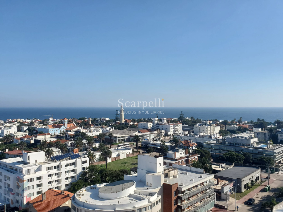 Apartamento ID.43442 - PUNTA DEL ESTE: Piso Alto en Península: Gorlero Próximo Puerto de Punta del Este & Playa Ingleses.-
