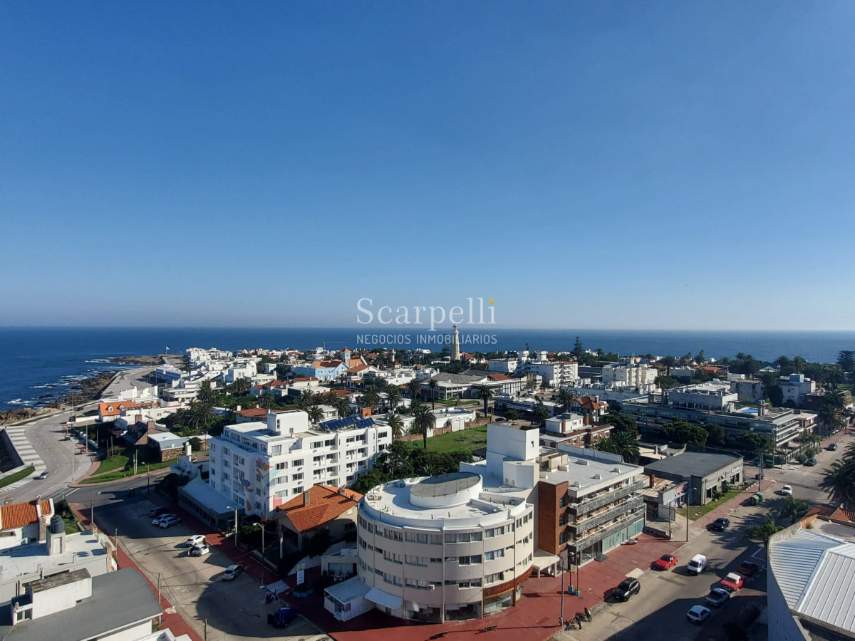 Apartamento ID.43442 - PUNTA DEL ESTE: Piso Alto en Península: Gorlero Próximo Puerto de Punta del Este & Playa Ingleses.-