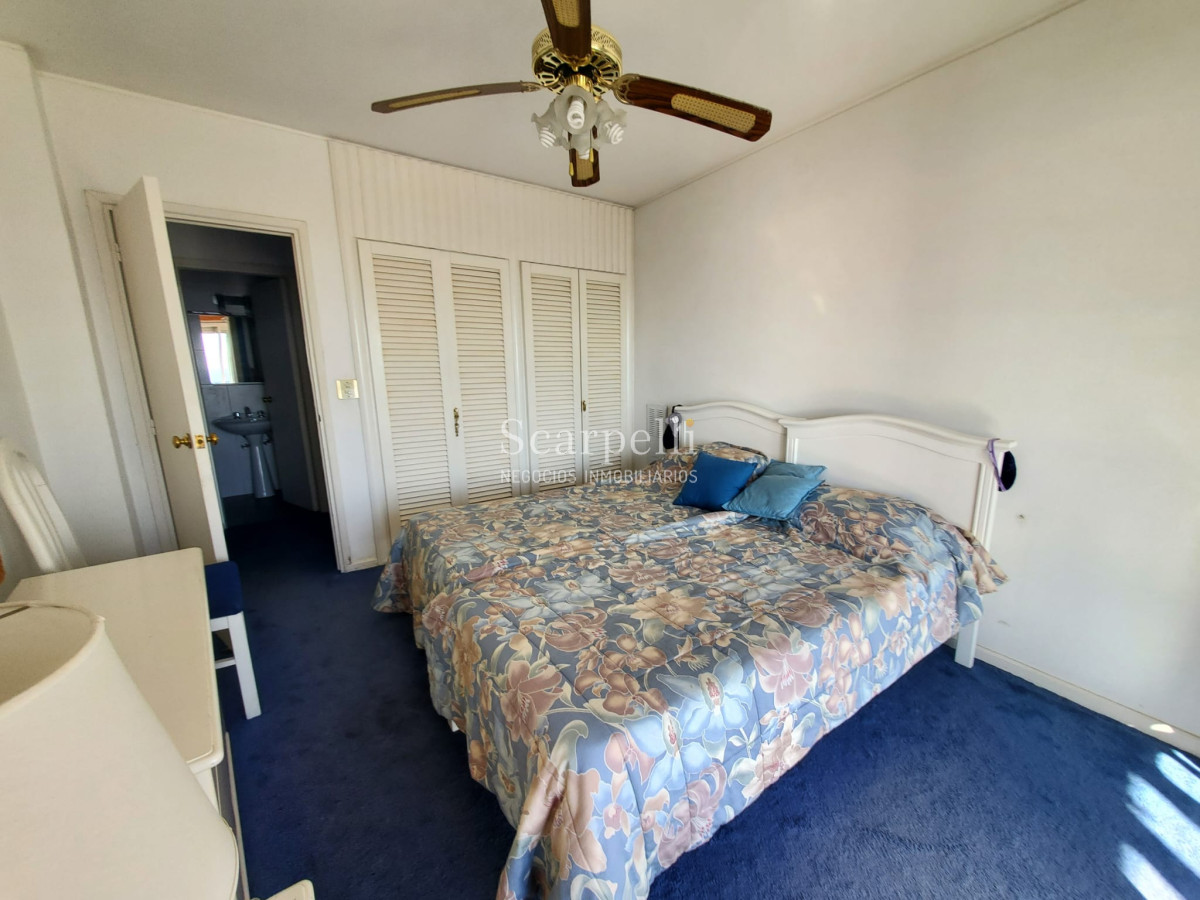 Apartamento ID.43442 - PUNTA DEL ESTE: Piso Alto en Península: Gorlero Próximo Puerto de Punta del Este & Playa Ingleses.-