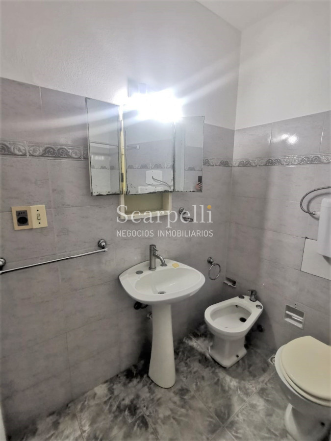 Apartamento ID.43716 - Alquiler Apartamento Piso Alto 18 de Julio próximo Obelisco Gran Living comedor + 2 dormitorios