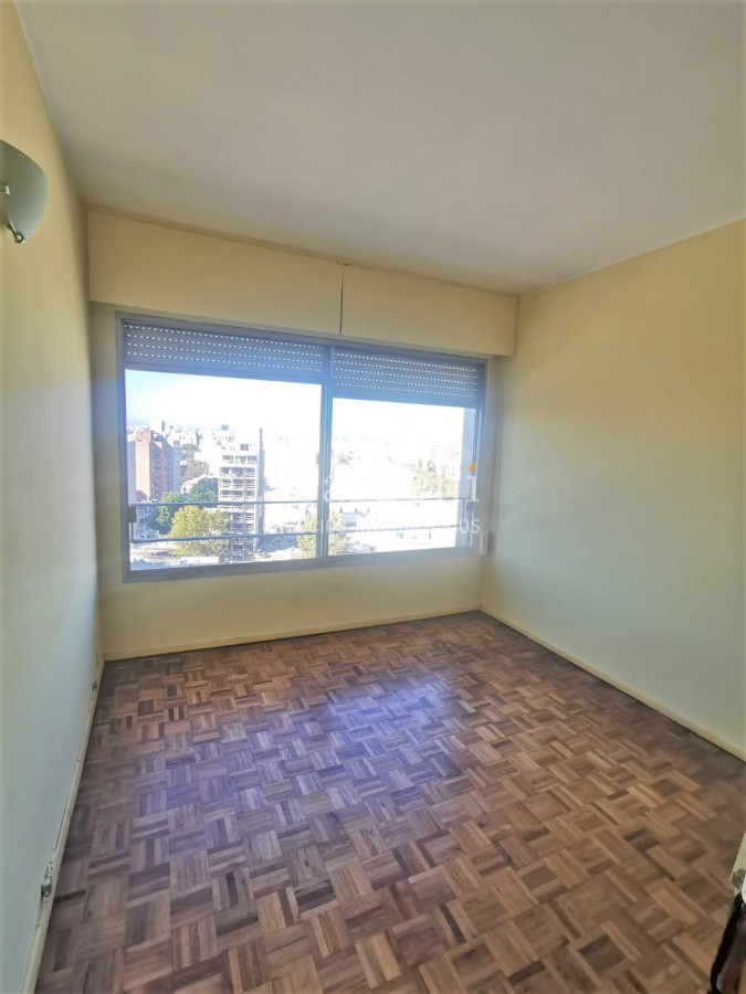 Apartamento ID.43716 - Alquiler Apartamento Piso Alto 18 de Julio próximo Obelisco Gran Living comedor + 2 dormitorios