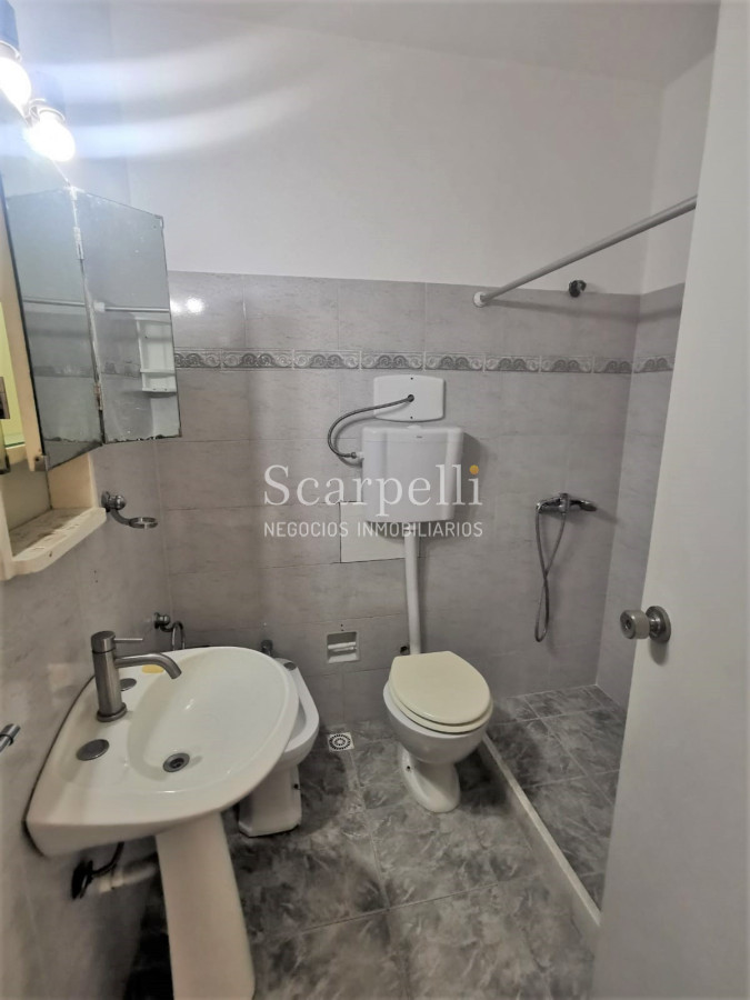 Apartamento ID.43716 - Alquiler Apartamento Piso Alto 18 de Julio próximo Obelisco Gran Living comedor + 2 dormitorios