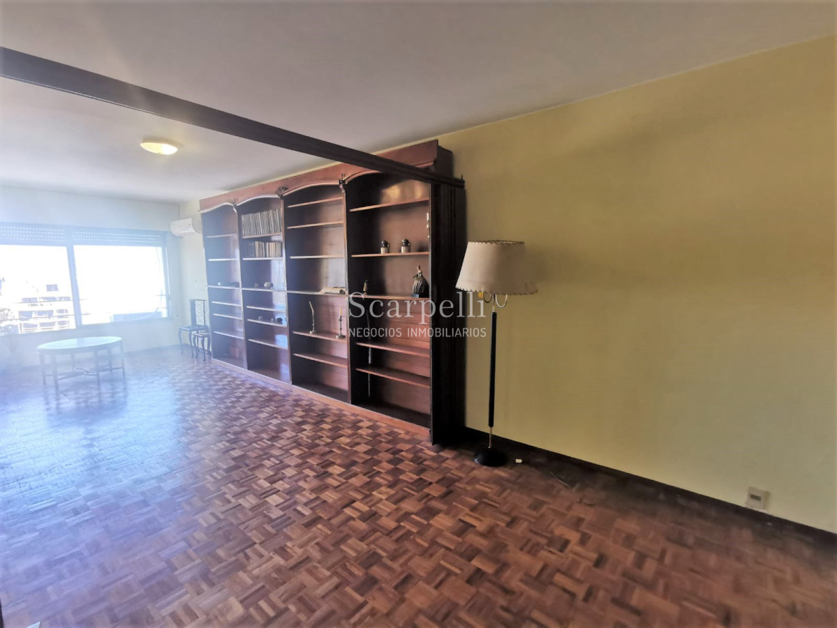 Apartamento ID.43716 - Alquiler Apartamento Piso Alto 18 de Julio próximo Obelisco Gran Living comedor + 2 dormitorios