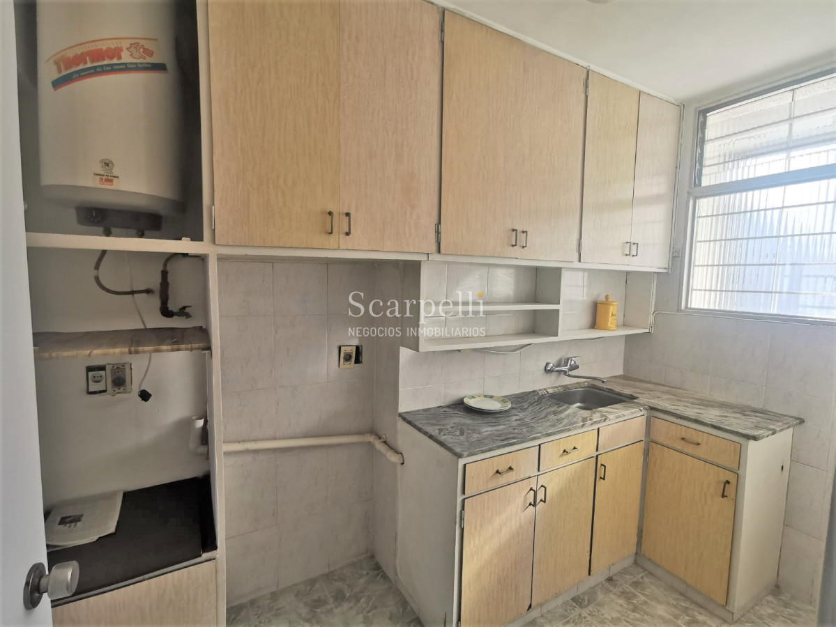 Apartamento ID.43716 - Alquiler Apartamento Piso Alto 18 de Julio próximo Obelisco Gran Living comedor + 2 dormitorios