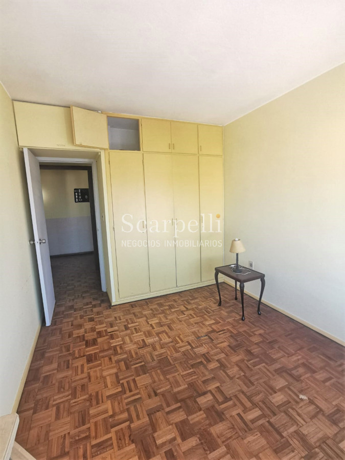 Apartamento ID.43716 - Alquiler Apartamento Piso Alto 18 de Julio próximo Obelisco Gran Living comedor + 2 dormitorios