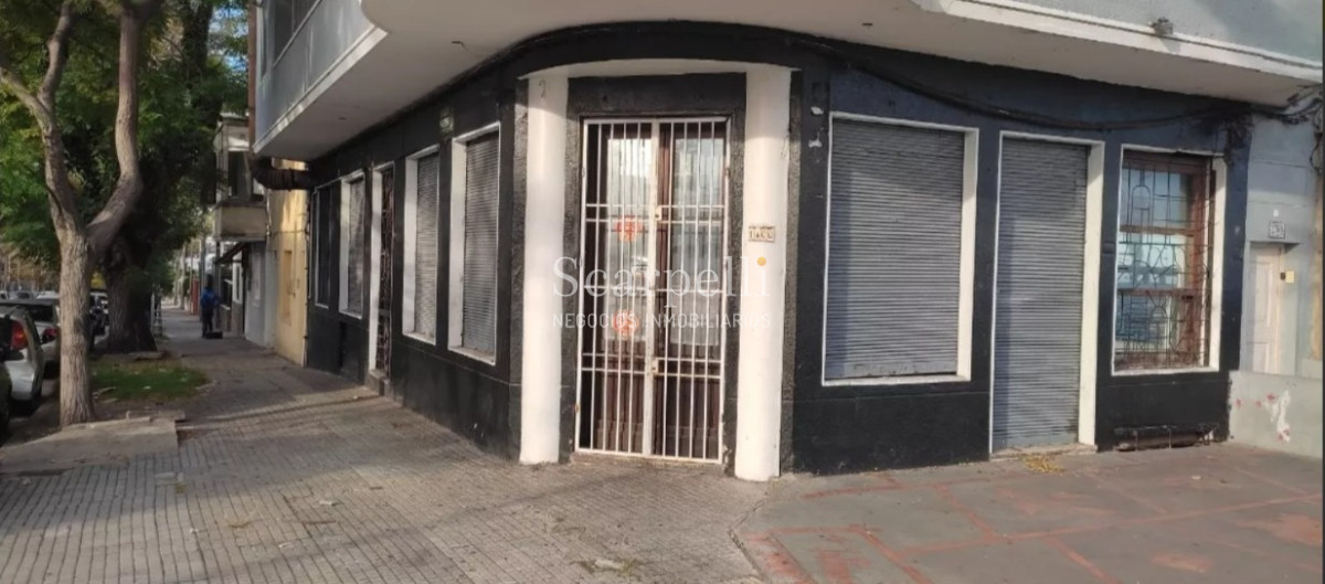 Apartamento ID.43970 - Venta Malvin / Buceo Estupenda Esquina a 100 mts. de la Rambla con importante flujo de Vehículos y Peatones