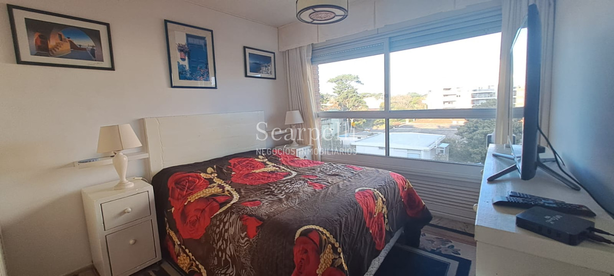 Apartamento ID.44173 - Alquiler Anual Rambla Parada 11 Mansa 2 dormitorios 2 baños con Vista Isla Gorriti