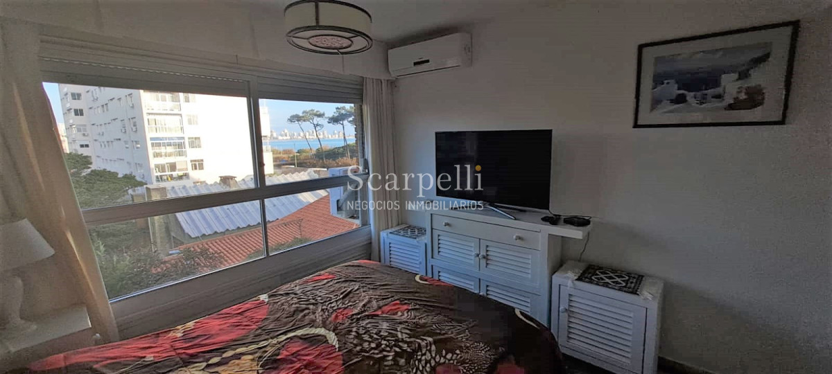 Apartamento ID.44173 - Alquiler Anual Rambla Parada 11 Mansa 2 dormitorios 2 baños con Vista Isla Gorriti
