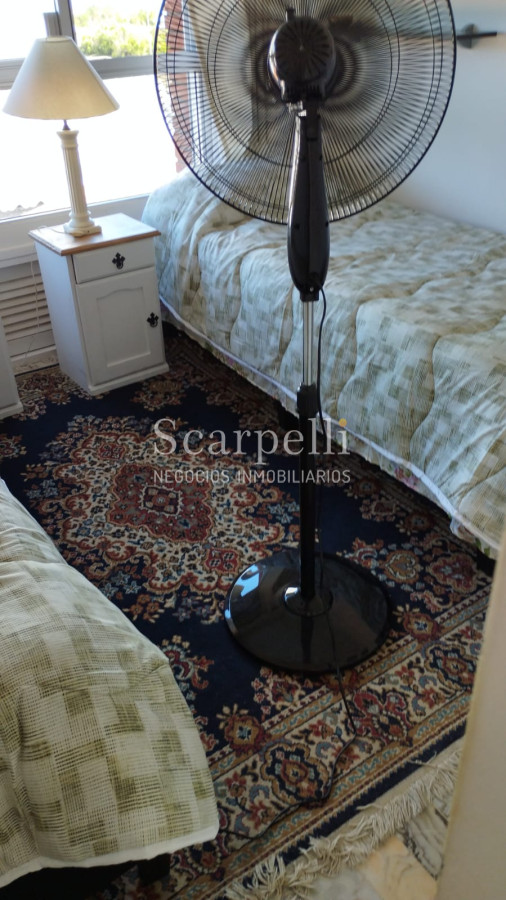 Apartamento ID.44173 - Alquiler Anual Rambla Parada 11 Mansa 2 dormitorios 2 baños con Vista Isla Gorriti