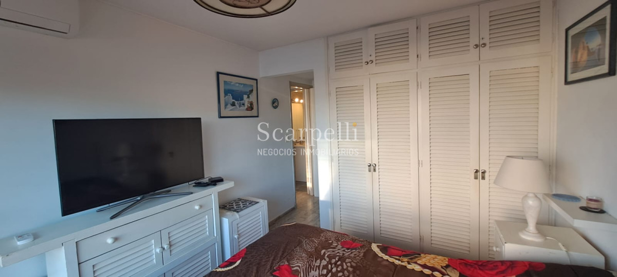 Apartamento ID.44173 - Alquiler Anual Rambla Parada 11 Mansa 2 dormitorios 2 baños con Vista Isla Gorriti