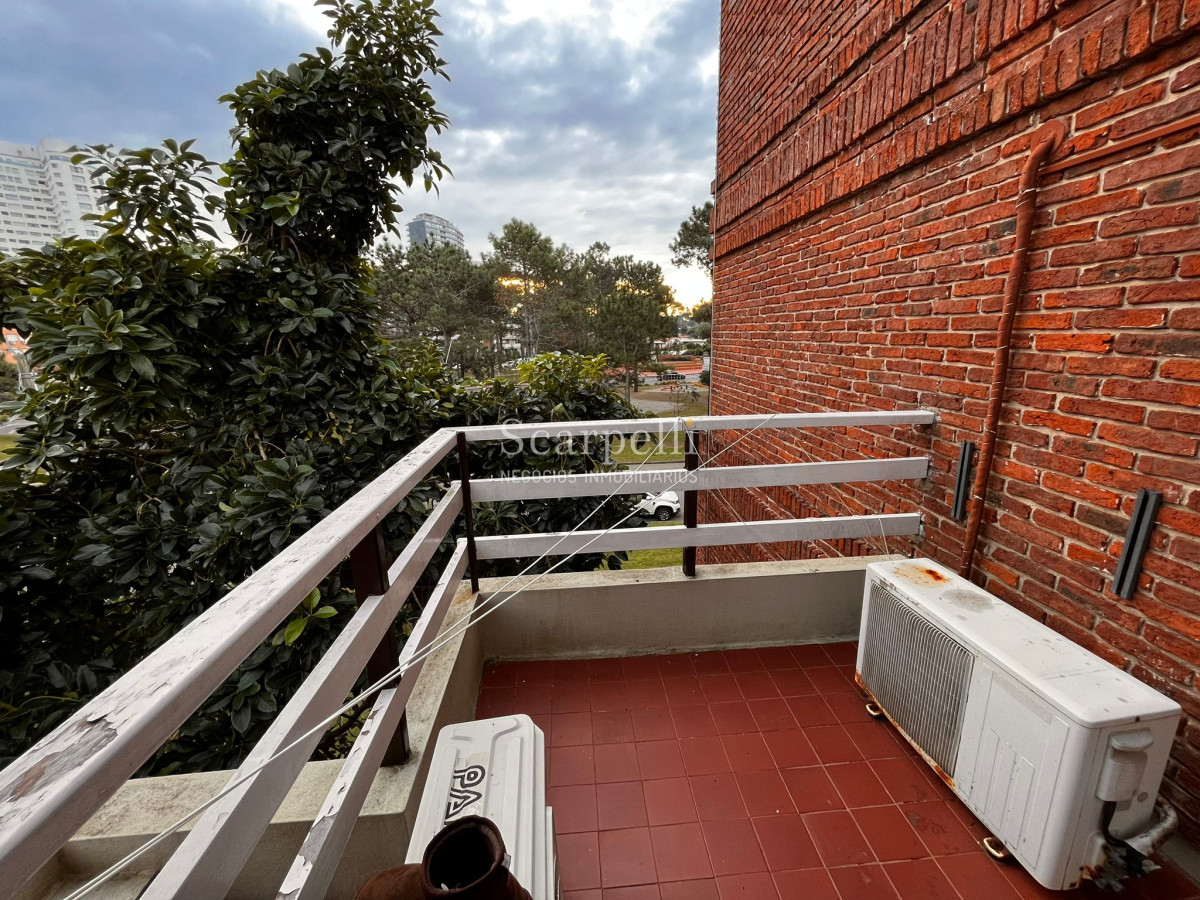 Apartamento ID.44962 - Venta Apartamento Plaza México 2 dormitorios Garage Terrazas Vista Despejada al Parque