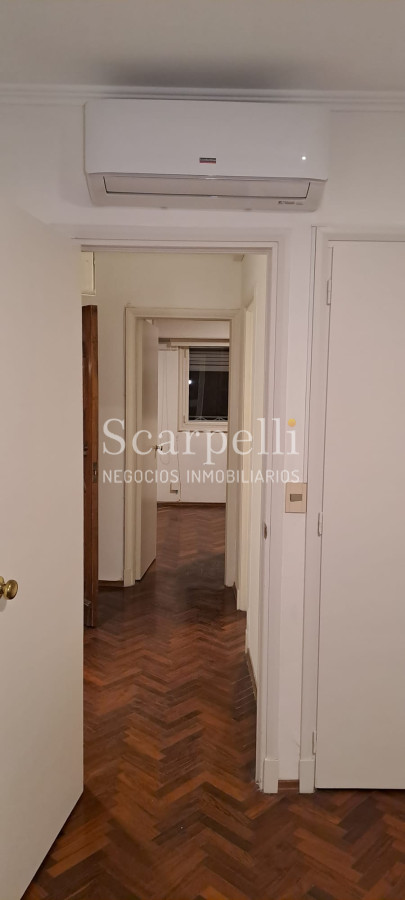 Apartamento ID.45384 - Venta & Alquiler Apartamento bueno sobre Rambla de Pocitos a mts. Plaza Gomensoro 2 dormitorios + Servicio Completo o 3er. dormitorio Terraza Lavadero