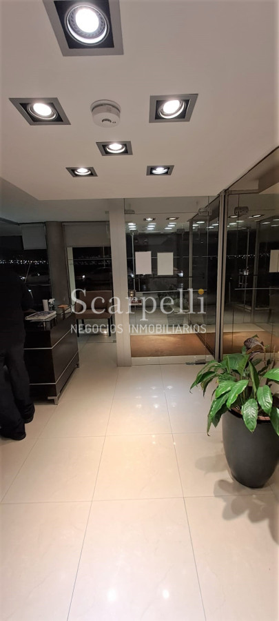 Apartamento ID.45384 - Venta & Alquiler Apartamento bueno sobre Rambla de Pocitos a mts. Plaza Gomensoro 2 dormitorios + Servicio Completo o 3er. dormitorio Terraza Lavadero