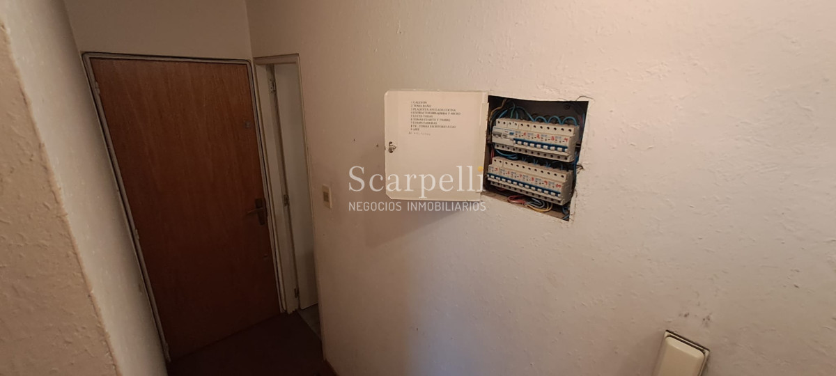 Apartamento ID.46179 - Venta Apartamento Piso Alto Pocitos Proximo Av. Rivera y Fco. Soca Estupenda Vista Despejada