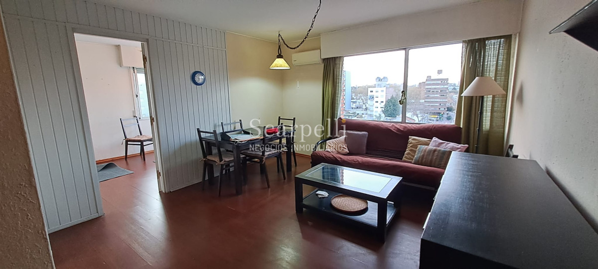 Apartamento ID.46179 - Venta Apartamento Piso Alto Pocitos Proximo Av. Rivera y Fco. Soca Estupenda Vista Despejada