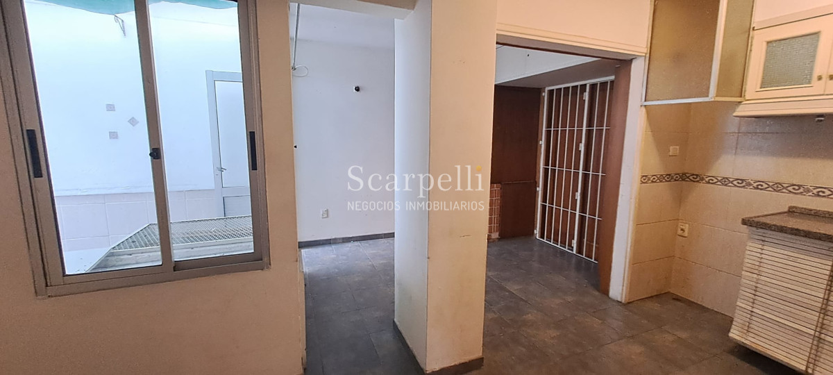 Apartamento ID.46273 - Próximo a Intendencia. Alquiler Apartamento Centro 3 dormitorios o 4 dormitorios 2 baños patio