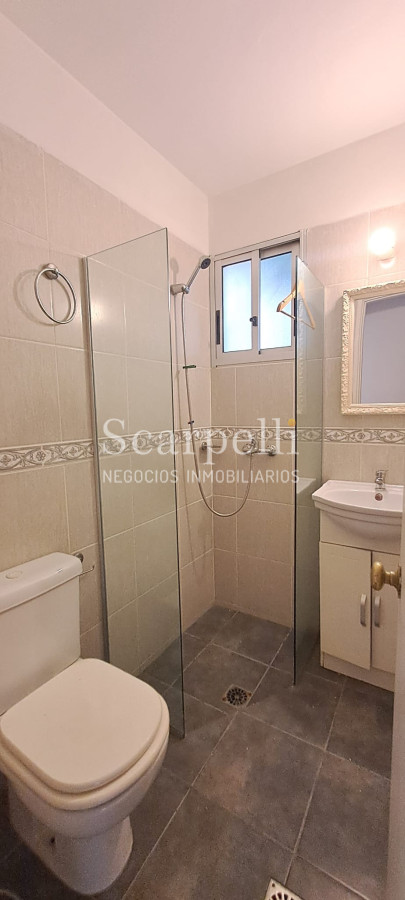 Apartamento ID.46273 - Próximo a Intendencia. Alquiler Apartamento Centro 3 dormitorios o 4 dormitorios 2 baños patio