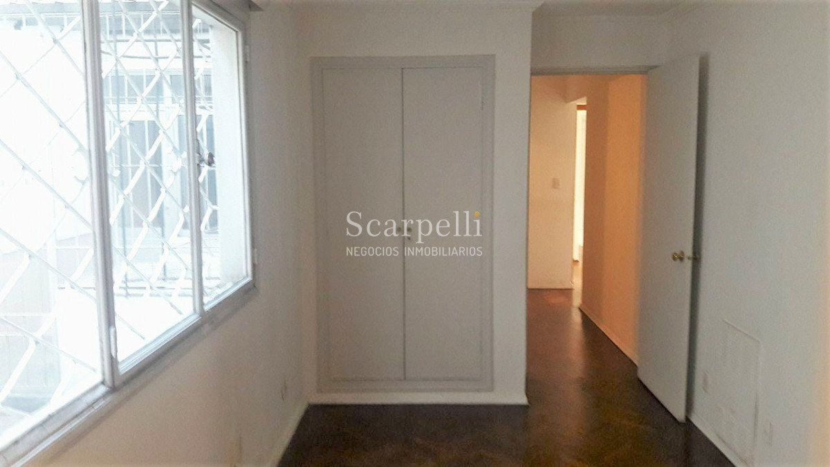 Apartamento ID.46273 - Próximo a Intendencia. Alquiler Apartamento Centro 3 dormitorios o 4 dormitorios 2 baños patio