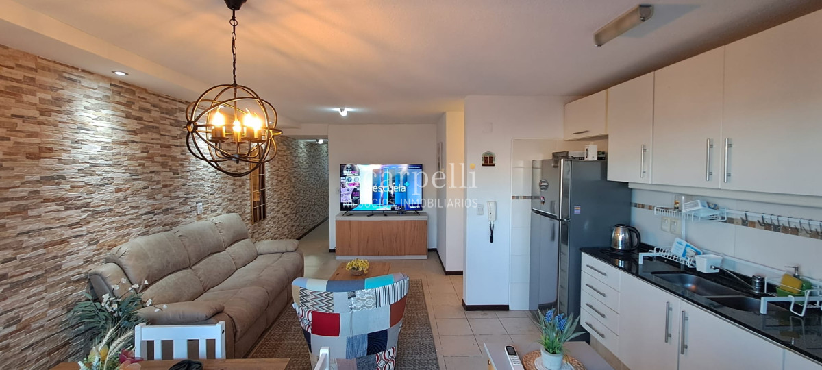 Apartamento ID.46396 - Buceo Venta Apartamento como a estrenar con terminaciones mejoradas muy próximo a la Rambla en calle muy tranquila.-