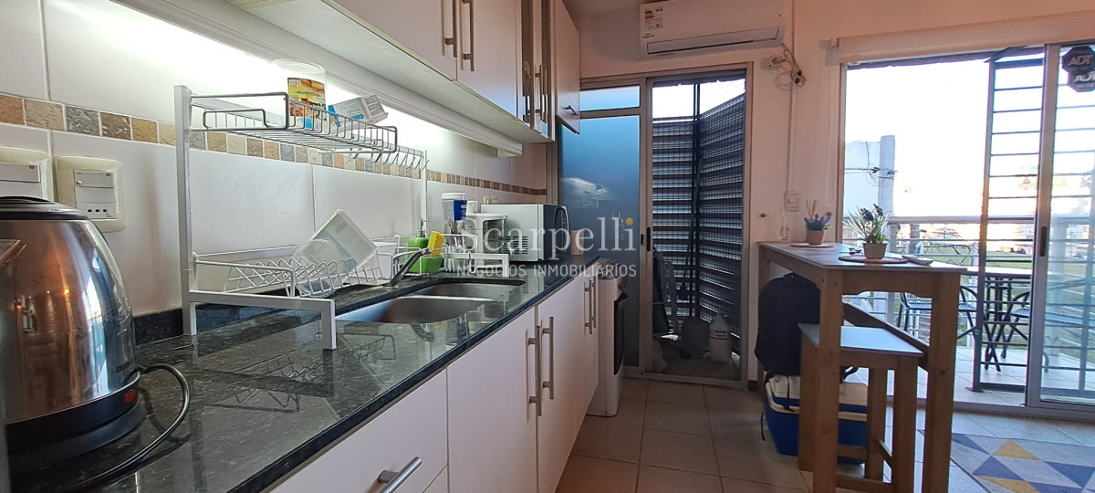 Apartamento ID.46396 - Buceo Venta Apartamento como a estrenar con terminaciones mejoradas muy próximo a la Rambla en calle muy tranquila.-