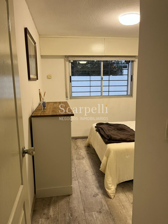 Apartamento ID.46396 - Buceo Venta Apartamento como a estrenar con terminaciones mejoradas muy próximo a la Rambla en calle muy tranquila.-