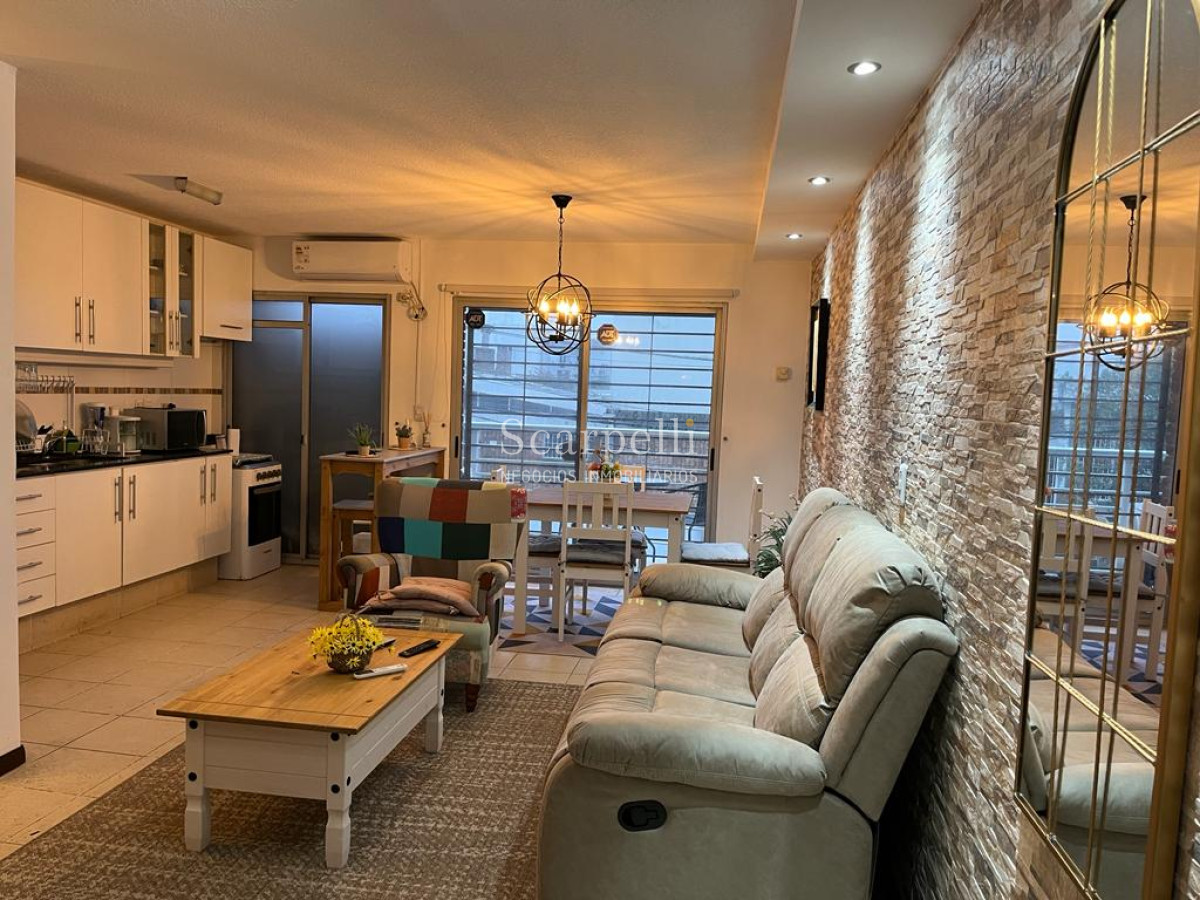Apartamento ID.46396 - Buceo Venta Apartamento como a estrenar con terminaciones mejoradas muy próximo a la Rambla en calle muy tranquila.-
