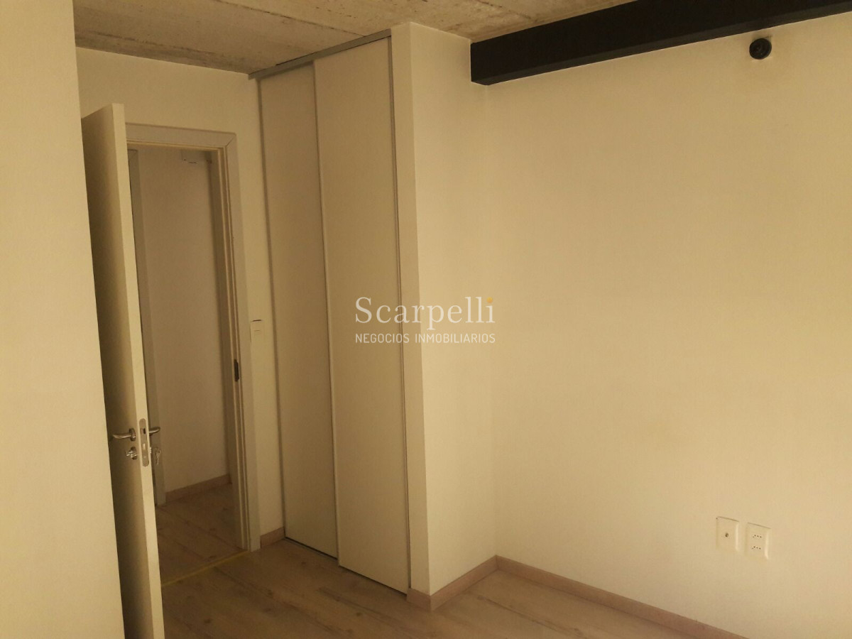 Apartamento ID.4726 - Apartamento en Parque Rodó Nuevo como a Estrenar : 21 de Setiembre casi Blvar. España:  2 dorm y cómodo Garage
