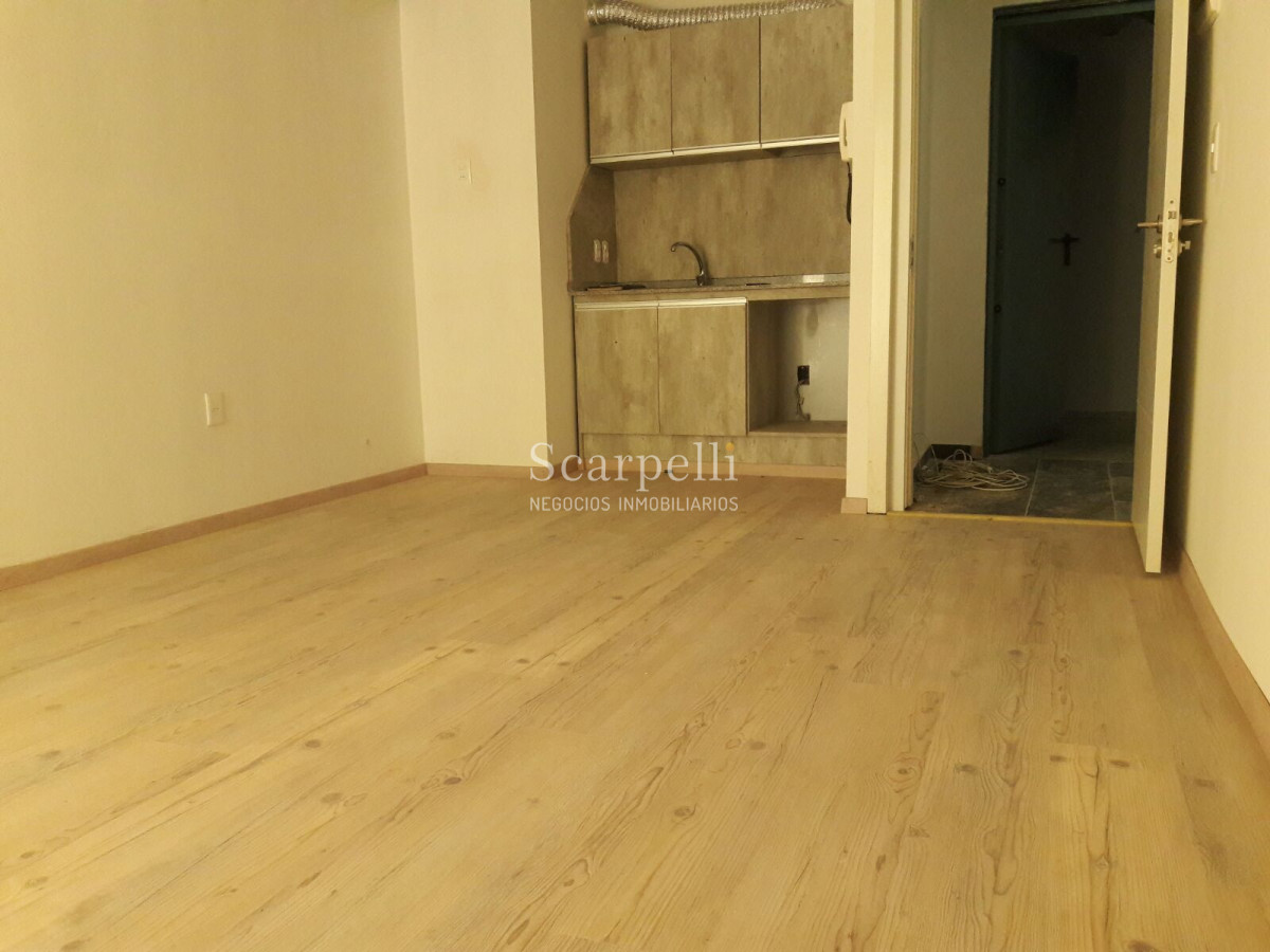 Apartamento ID.4726 - Apartamento en Parque Rodó Nuevo como a Estrenar : 21 de Setiembre casi Blvar. España:  2 dorm y cómodo Garage