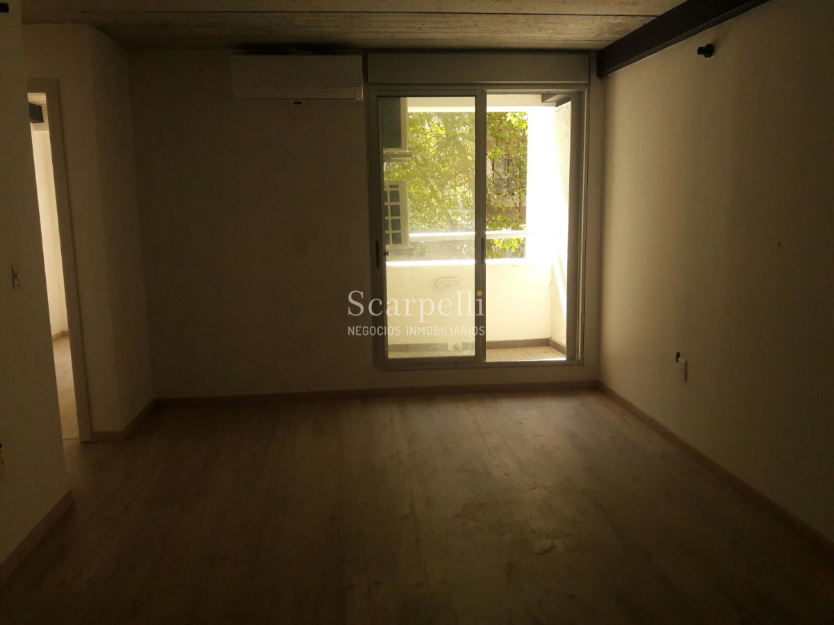 Apartamento ID.4726 - Apartamento en Parque Rodó Nuevo como a Estrenar : 21 de Setiembre casi Blvar. España:  2 dorm y cómodo Garage