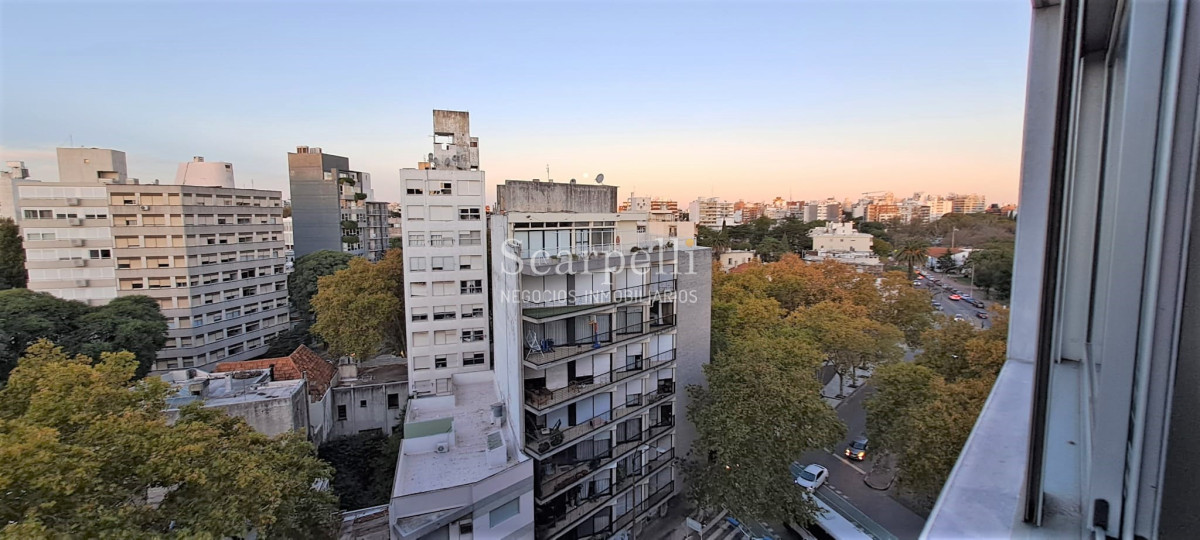 Apartamento ID.4726 - Apartamento en Parque Rodó Nuevo como a Estrenar : 21 de Setiembre casi Blvar. España:  2 dorm y cómodo Garage