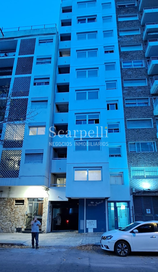 Apartamento ID.4726 - Apartamento en Parque Rodó Nuevo como a Estrenar : 21 de Setiembre casi Blvar. España:  2 dorm y cómodo Garage