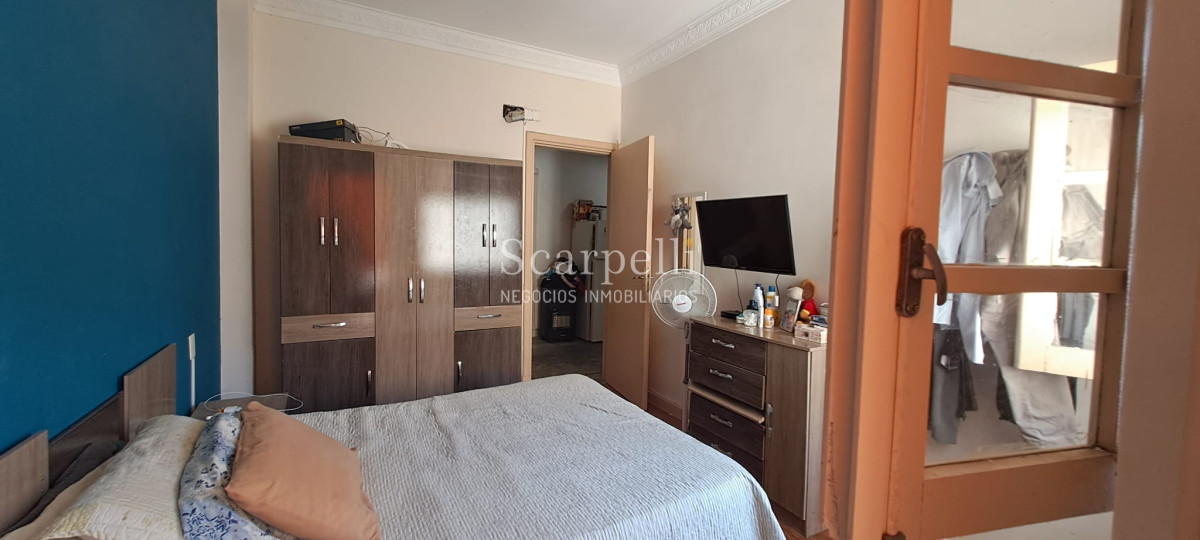 Apartamento ID.47898 - Centro Venta Amplio Apartamento en Contrafrente Cerro Largo y Hno. Damasceno  3 dormitorios 2 baños