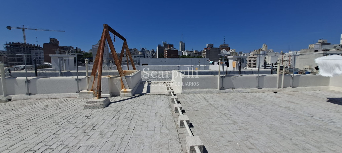 Apartamento ID.47898 - Centro Venta Amplio Apartamento en Contrafrente Cerro Largo y Hno. Damasceno  3 dormitorios 2 baños