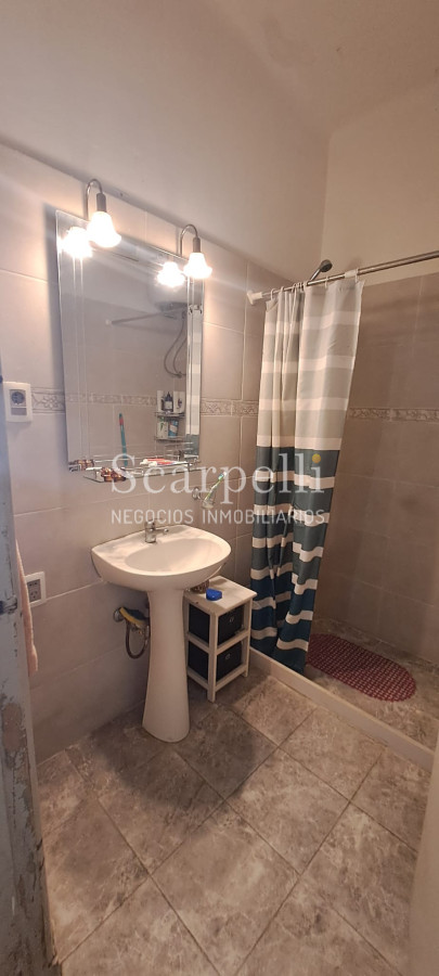 Apartamento ID.47898 - Centro Venta Amplio Apartamento en Contrafrente Cerro Largo y Hno. Damasceno  3 dormitorios 2 baños