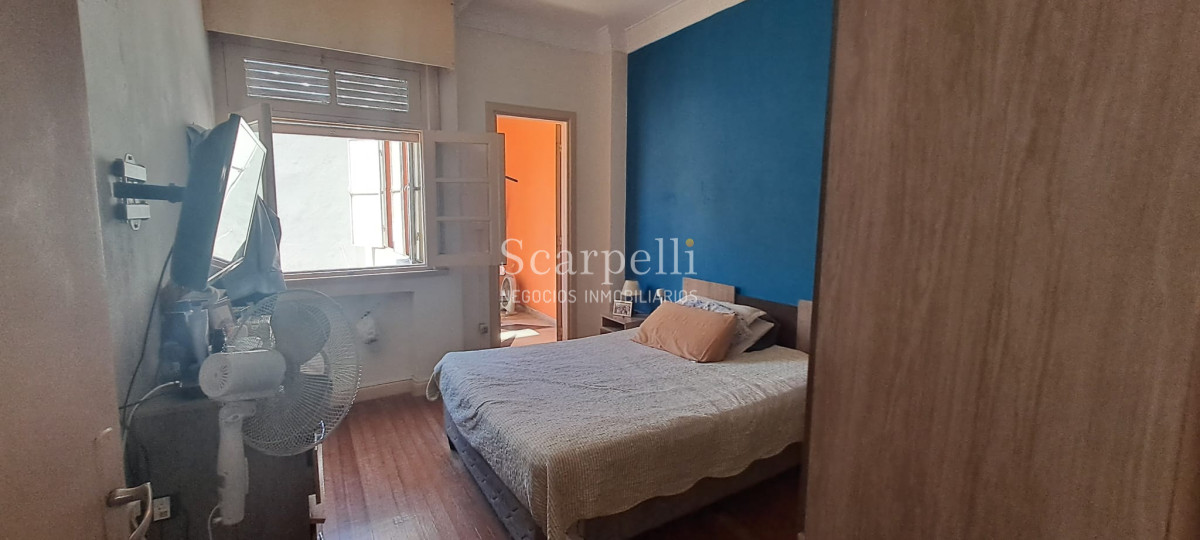 Apartamento ID.47898 - Centro Venta Amplio Apartamento en Contrafrente Cerro Largo y Hno. Damasceno  3 dormitorios 2 baños