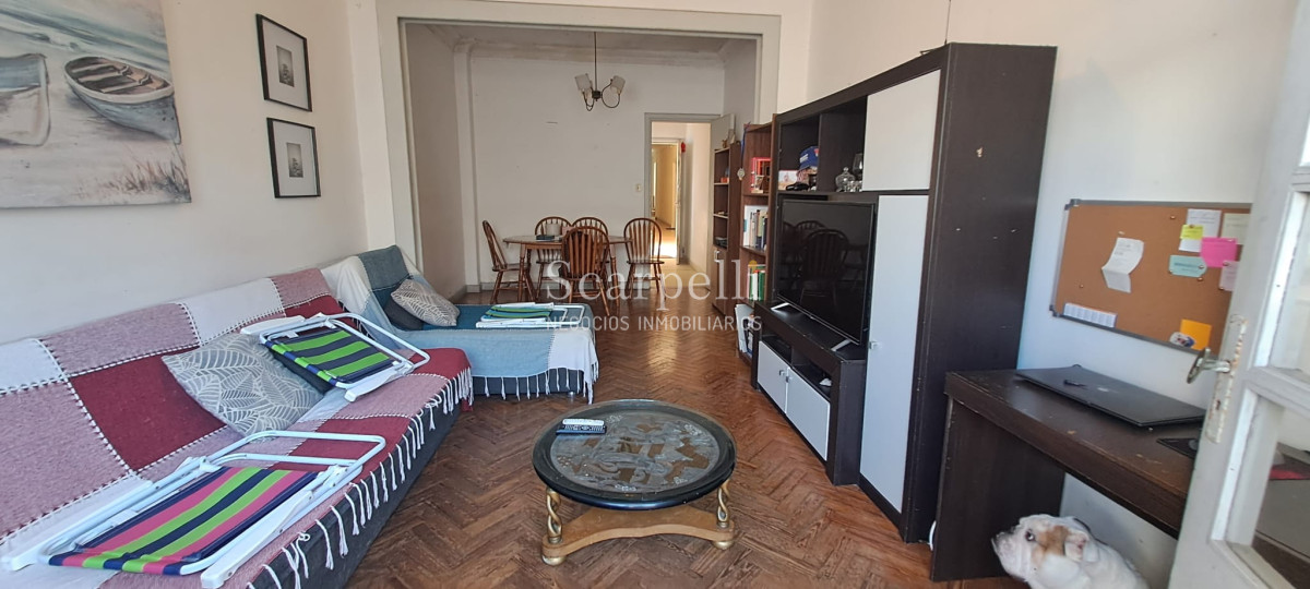 Apartamento ID.47898 - Centro Venta Amplio Apartamento en Contrafrente Cerro Largo y Hno. Damasceno  3 dormitorios 2 baños