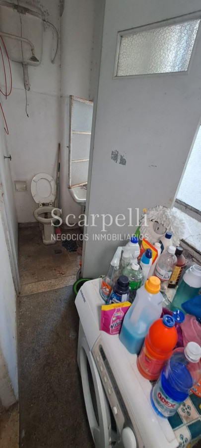 Apartamento ID.47898 - Centro Venta Amplio Apartamento en Contrafrente Cerro Largo y Hno. Damasceno  3 dormitorios 2 baños