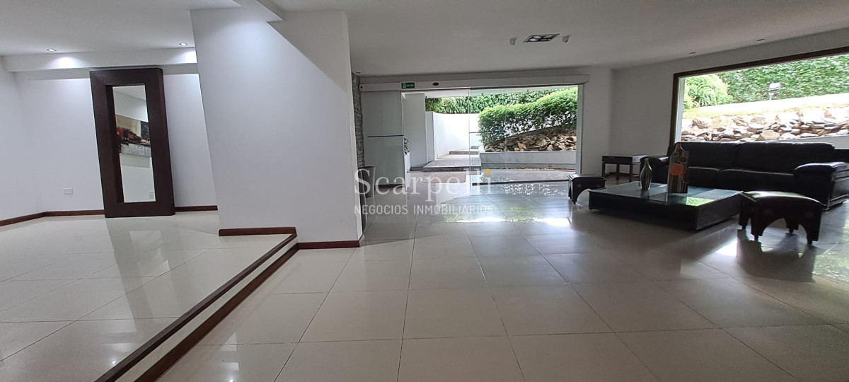 Apartamento ID.47976 - Carrasco Clásico Alquiler Apartamento Categoría Alte. Harwood Próximo Lawn Tennis y Arocena