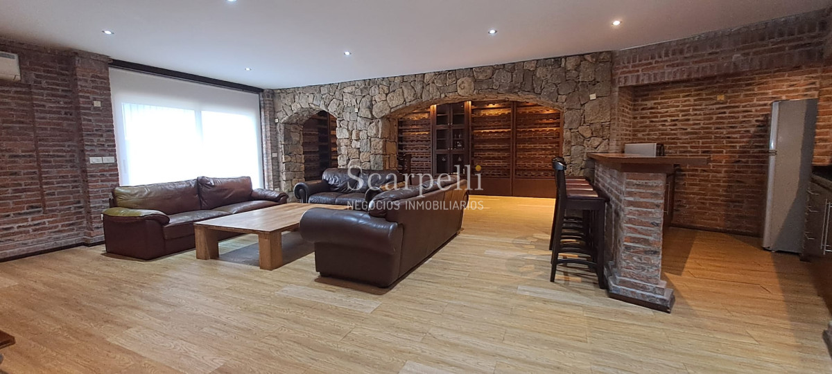 Apartamento ID.47976 - Carrasco Clásico Alquiler Apartamento Categoría Alte. Harwood Próximo Lawn Tennis y Arocena