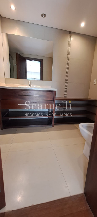 Apartamento ID.47976 - Carrasco Clásico Alquiler Apartamento Categoría Alte. Harwood Próximo Lawn Tennis y Arocena