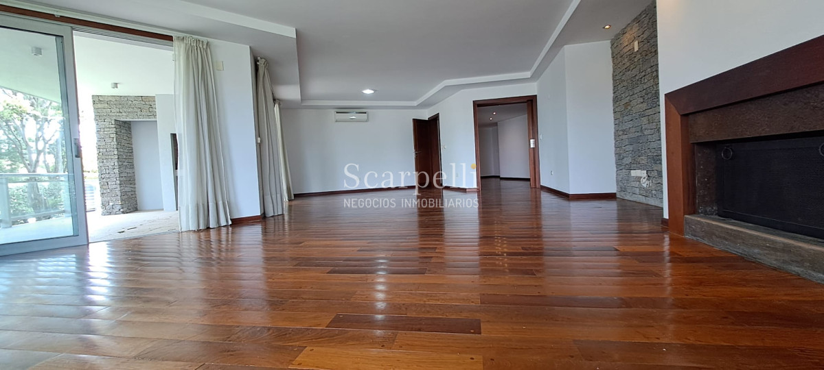 Apartamento ID.47976 - Carrasco Clásico Alquiler Apartamento Categoría Alte. Harwood Próximo Lawn Tennis y Arocena
