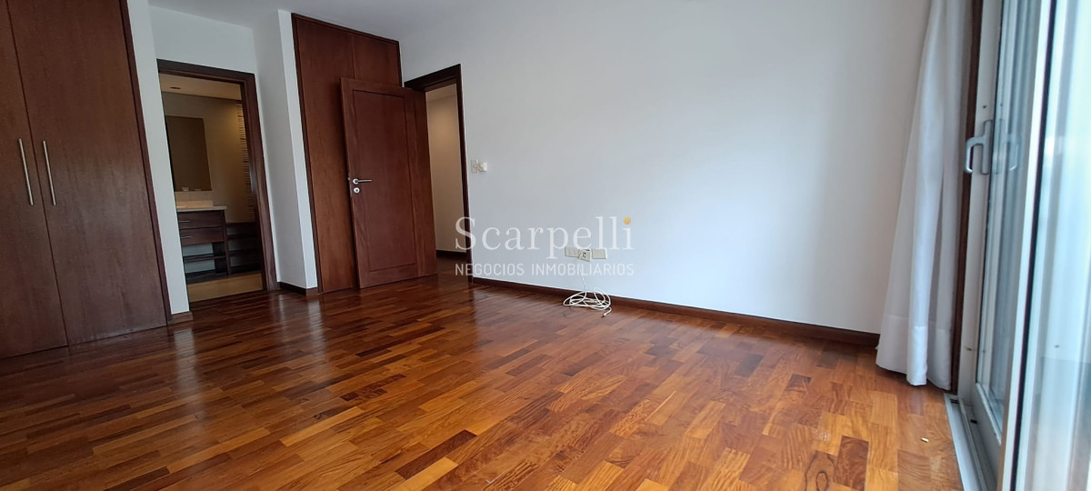 Apartamento ID.47976 - Carrasco Clásico Alquiler Apartamento Categoría Alte. Harwood Próximo Lawn Tennis y Arocena