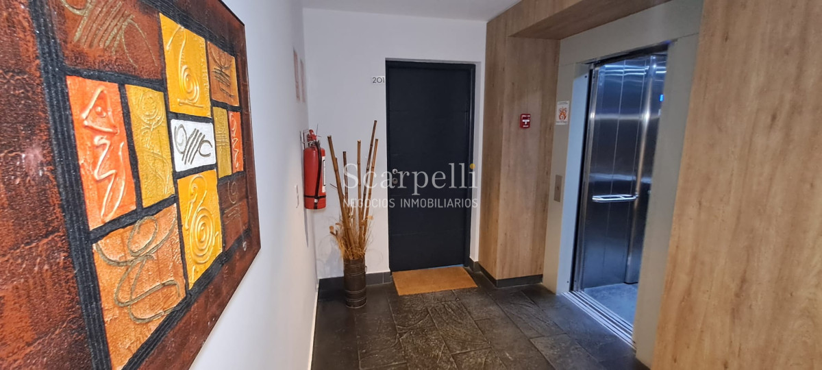 Apartamento ID.48203 - Alquiler Apartamento Barra De Carrasco Moderno 3 Dormitorios 2 Baños Suite Calefacción Losa Cochera