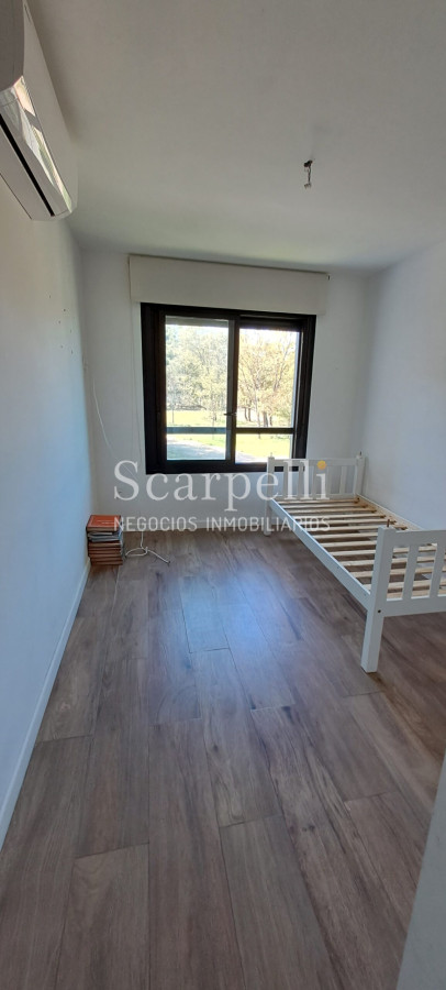 Apartamento ID.48493 - Alquiler Apartamento Barra De Carrasco Moderno 3 Dormitorios 2 Baños Suite Calefacción Losa Cochera