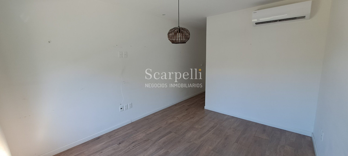 Apartamento ID.48493 - Alquiler Apartamento Barra De Carrasco Moderno 3 Dormitorios 2 Baños Suite Calefacción Losa Cochera