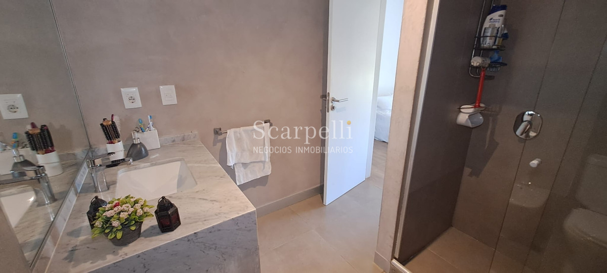 Apartamento ID.48493 - Alquiler Apartamento Barra De Carrasco Moderno 3 Dormitorios 2 Baños Suite Calefacción Losa Cochera