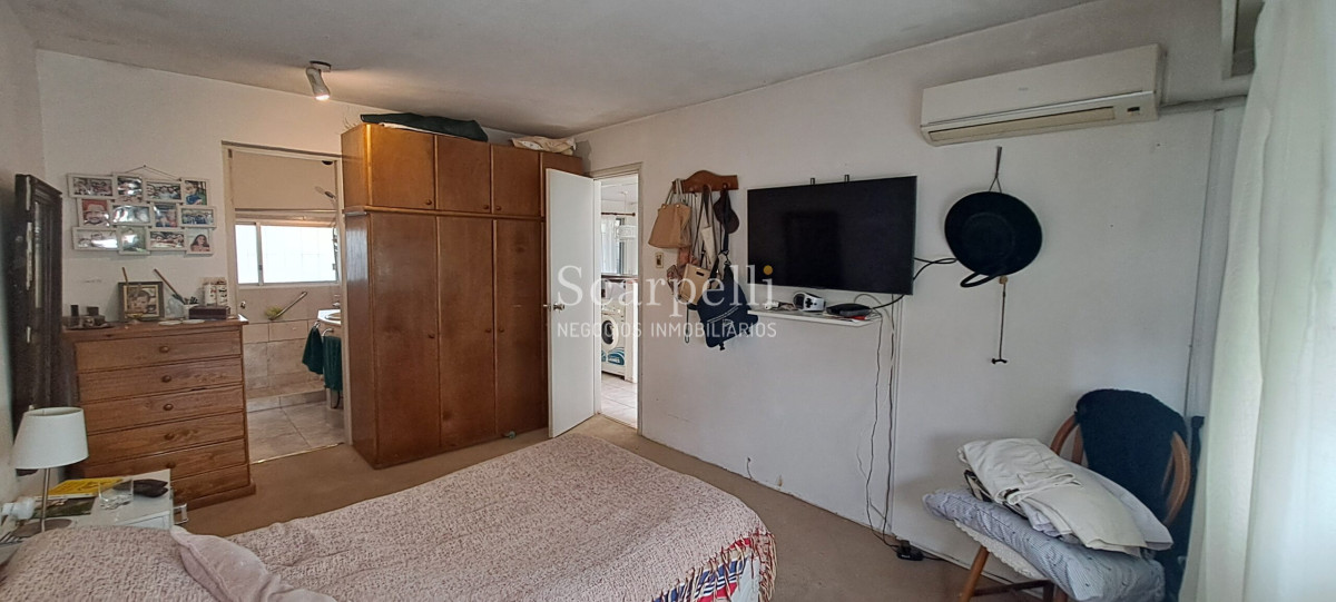 Apartamento ID.48615 - Alquiler Apartamento Carrasco 1 dormitorio Living  Estufa leña Gran terraza parrillero scarpelli