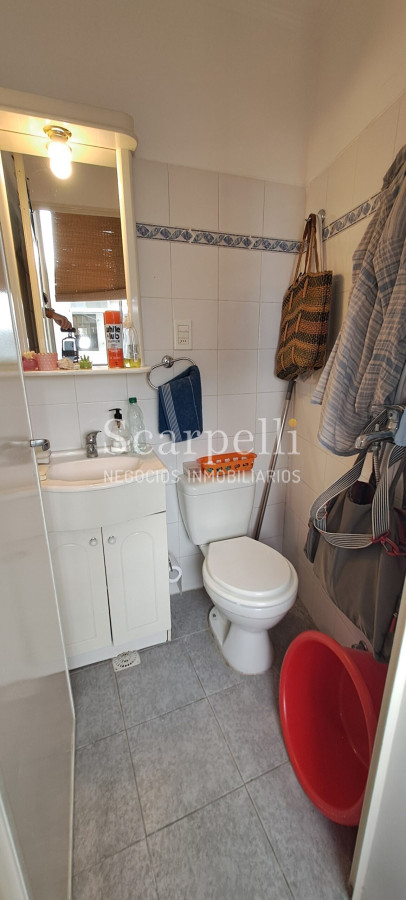 Apartamento ID.48946 -    Venta Apartamento Pocitos casi Rambla Kibon 2 dormitorios 2 baños Servicio Garage Calefacción