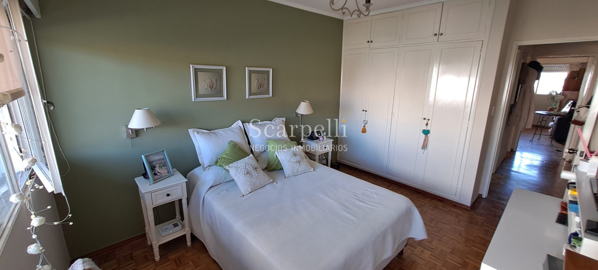 Apartamento ID.48946 -    Venta Apartamento Pocitos casi Rambla Kibon 2 dormitorios 2 baños Servicio Garage Calefacción